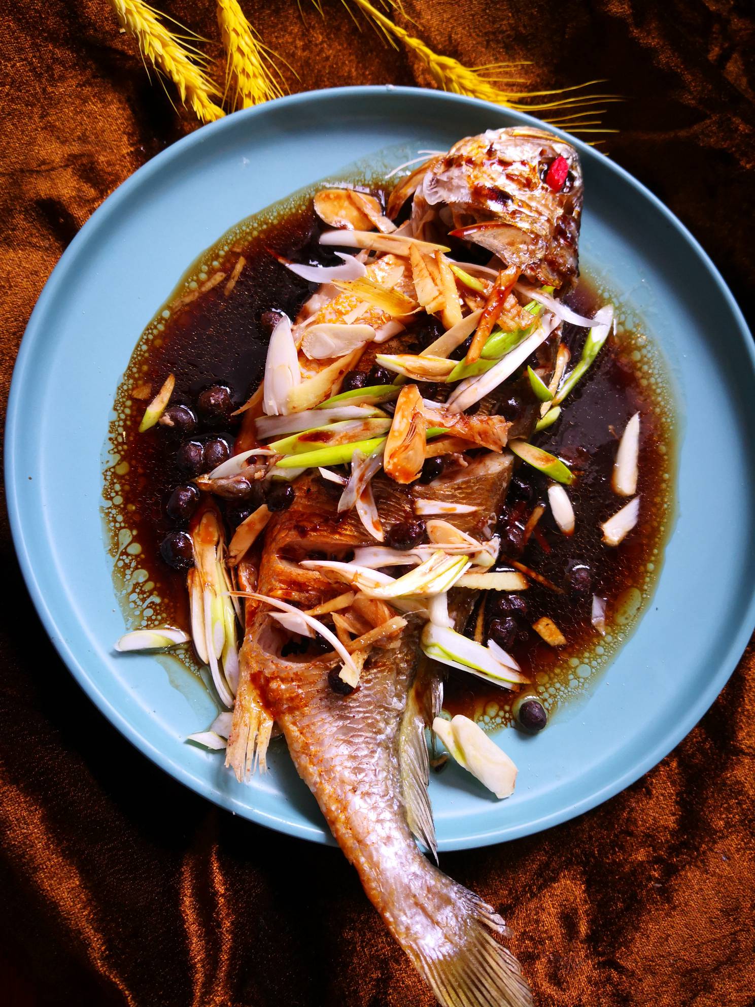 豆豉黃花魚的做法-豆瓣味蒸菜譜