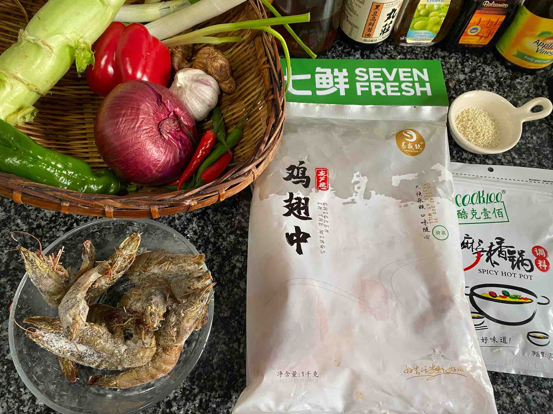 麻辣干鍋翅中蝦的做法-麻辣味燒菜譜