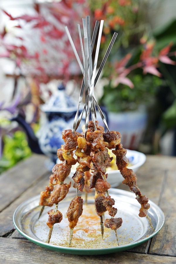 烤牛腩串的做法-咸鮮味烤菜譜