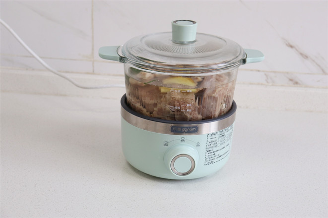 羊蝎子燉蘿卜的做法-家常味燉菜譜