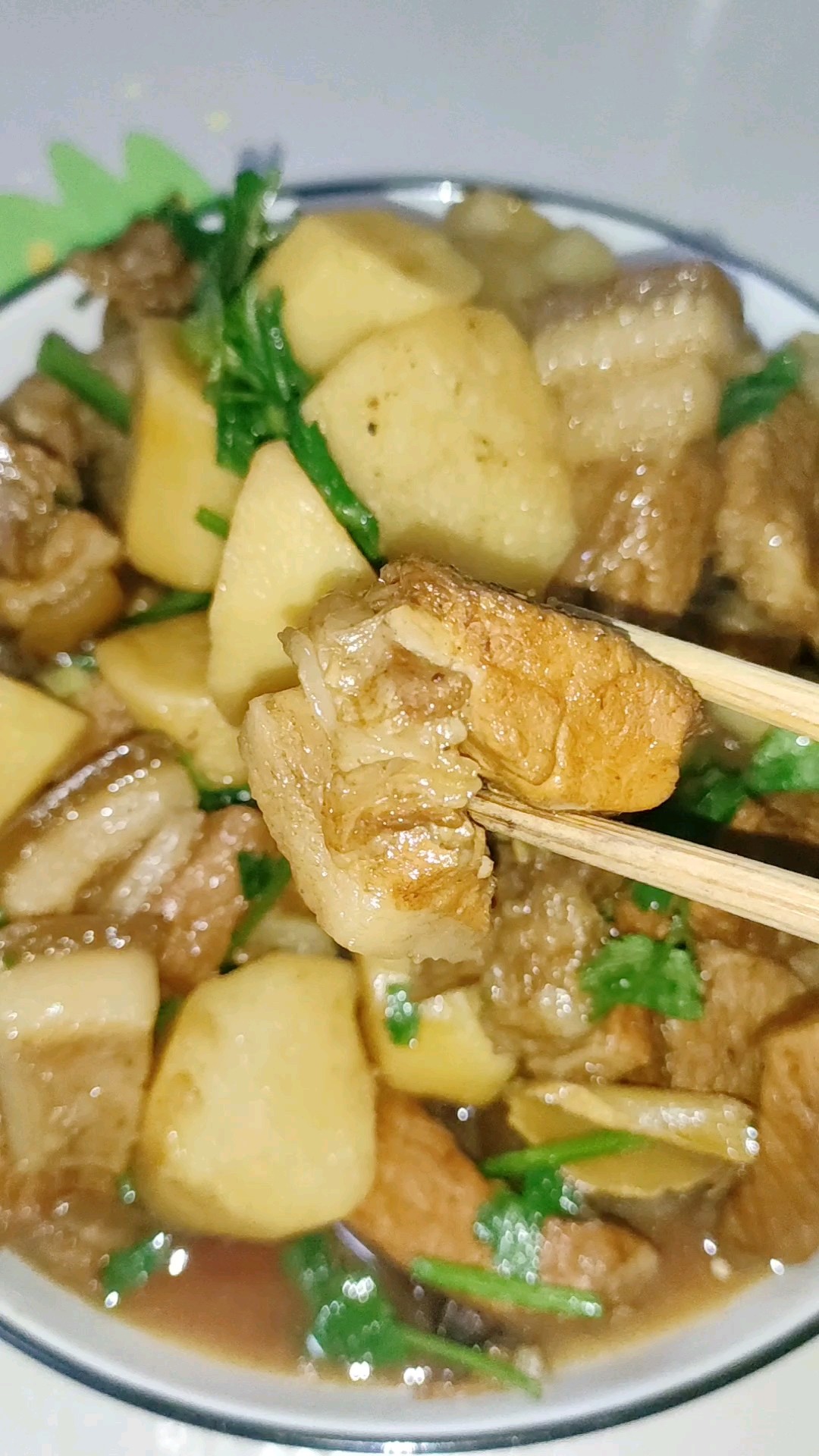 不放一滴油的紅燒肉燉山藥的做法-甜味燉菜譜