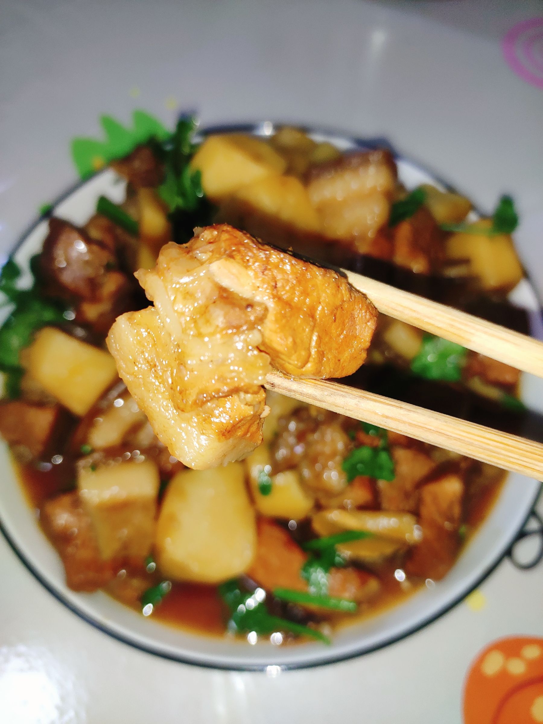 不放一滴油的紅燒肉燉山藥的做法-甜味燉菜譜