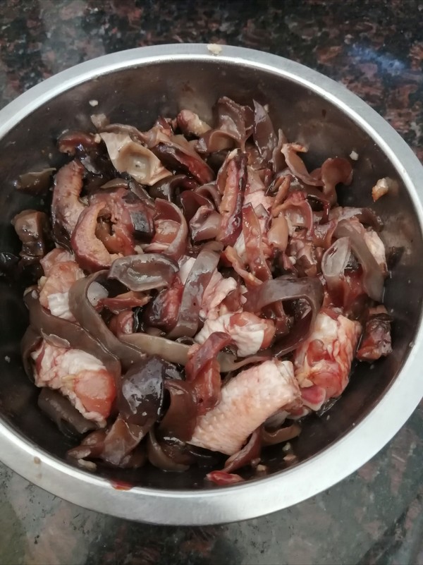 搞搞新意思~~糯米雞的做法-家常味蒸菜譜-易網健康養生網 搞搞新意思~~糯米雞的做法-家常味蒸菜譜