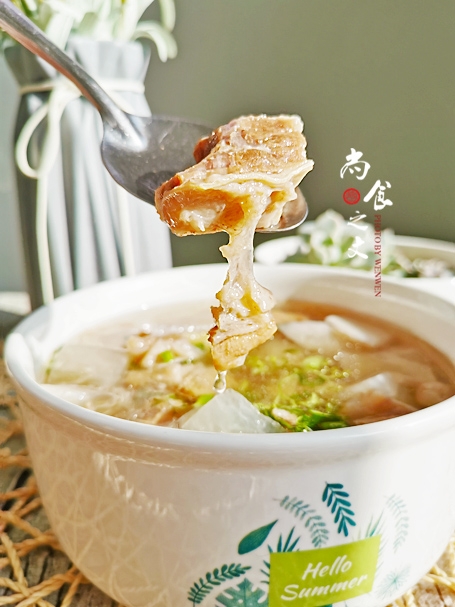 牛腩這樣燉，才是真正的清湯牛腩哦～的做法-咸鮮味燉菜譜