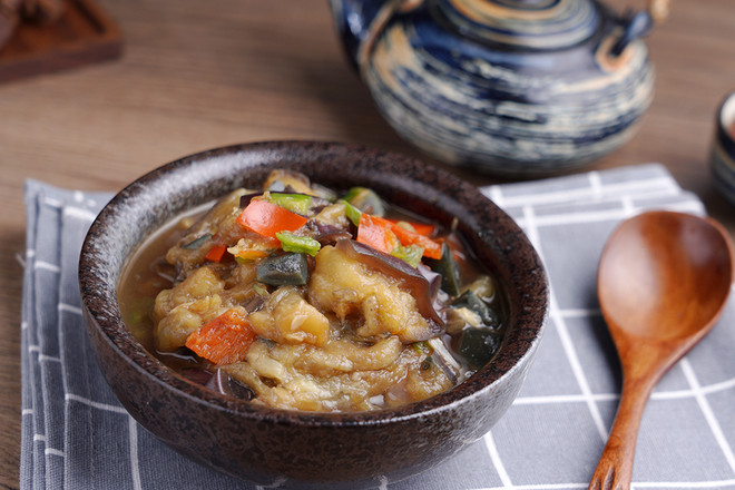 皮蛋鐳椒茄子的做法-家常味蒸菜譜