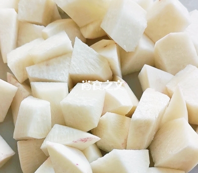 牛腩這樣燉，才是真正的清湯牛腩哦～的做法-咸鮮味燉菜譜