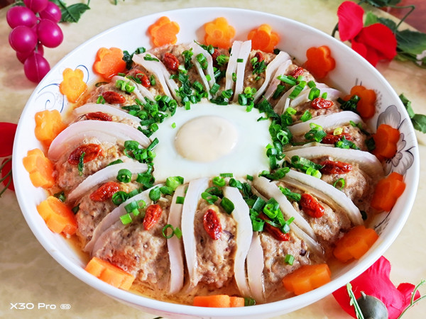 花開富貴（蘿卜蒸肉）的做法-咸鮮味蒸菜譜