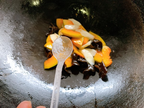 山藥南瓜炒木耳，素炒不樸素的做法-家常味炒菜譜