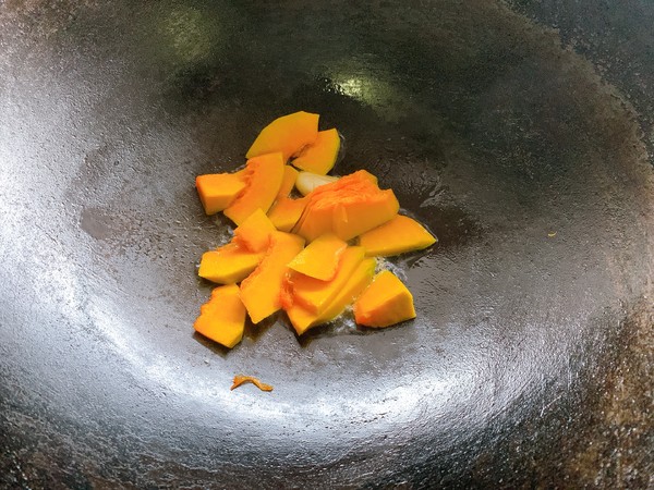 山藥南瓜炒木耳，素炒不樸素的做法-家常味炒菜譜