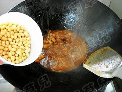 黃豆蛋白紅燒肉的做法-家常味燒菜譜-易網健康養生網 黃豆蛋白紅燒肉的做法-家常味燒菜譜