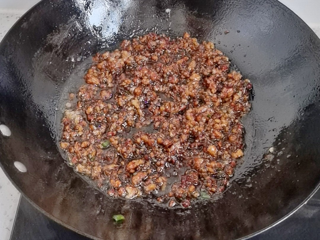 年夜飯富貴吉祥京醬肉絲豆皮卷，卷住好運財運卷住所有美好的做法-咸鮮味炒菜譜