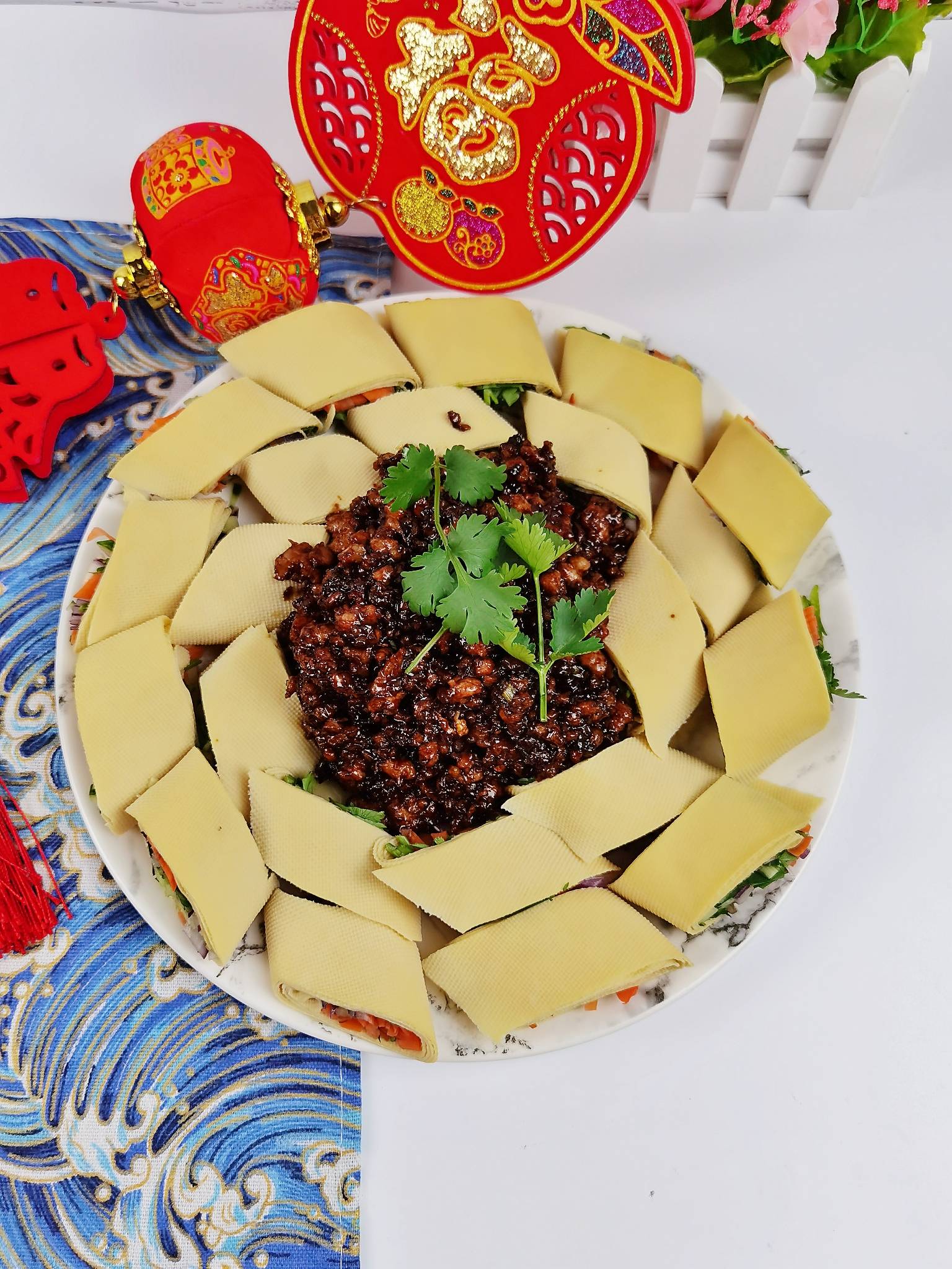 年夜飯富貴吉祥京醬肉絲豆皮卷，卷住好運財運卷住所有美好的做法-咸鮮味炒菜譜