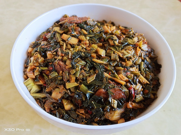 梅菜紅燒肉的做法-咸鮮味蒸菜譜