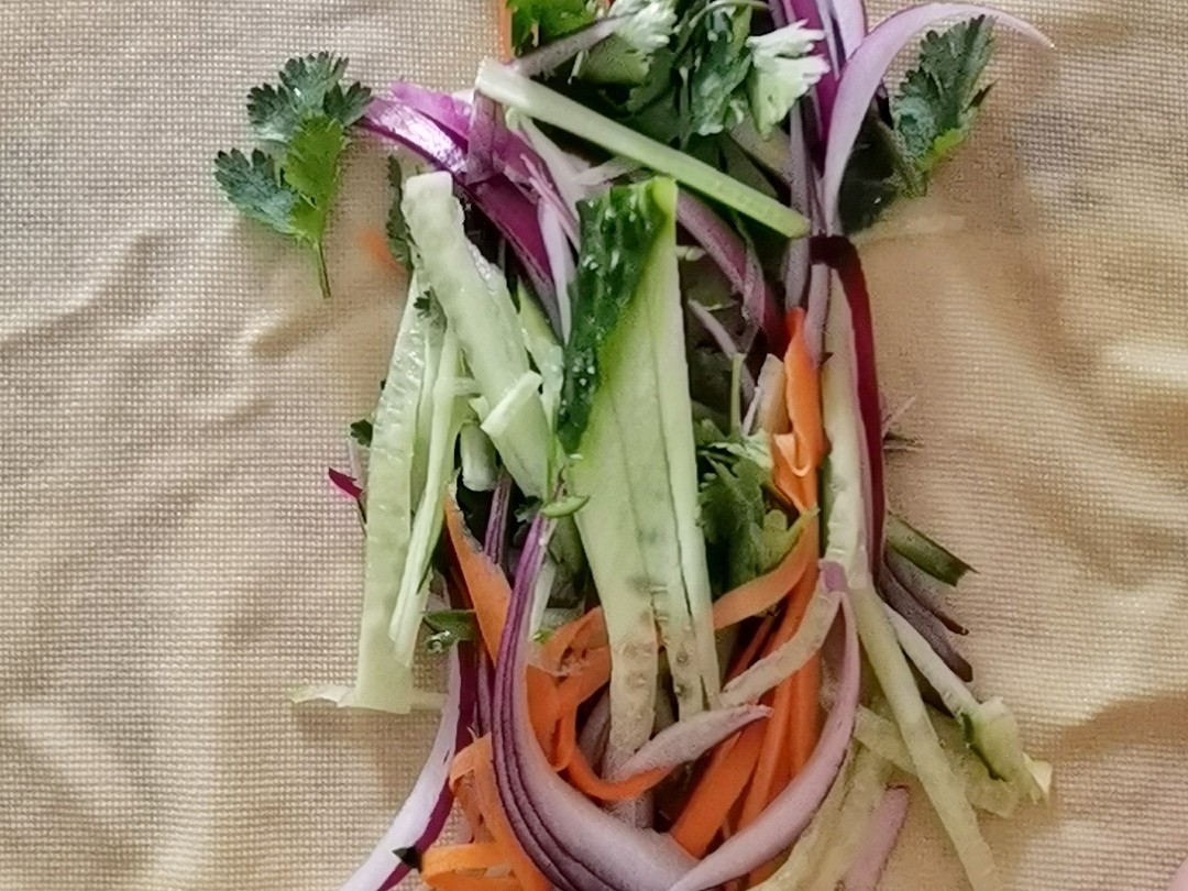 年夜飯富貴吉祥京醬肉絲豆皮卷，卷住好運財運卷住所有美好的做法-咸鮮味炒菜譜