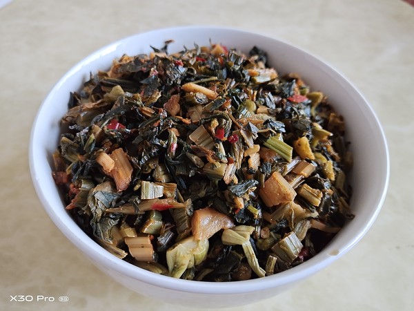 梅菜紅燒肉的做法-咸鮮味蒸菜譜