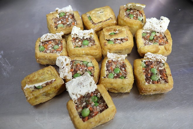 八寶豆腐箱的做法-家常味燒菜譜