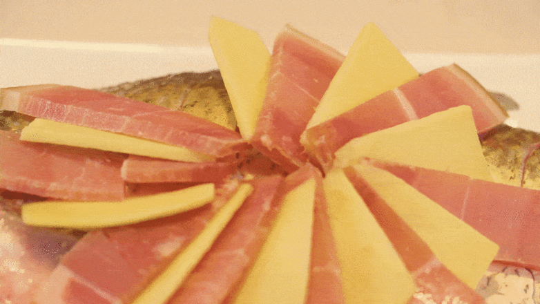 年年有余·清蒸火腿魚的做法-家常味蒸菜譜-易網健康養生網 年年有余·清蒸火腿魚的做法-家常味蒸菜譜