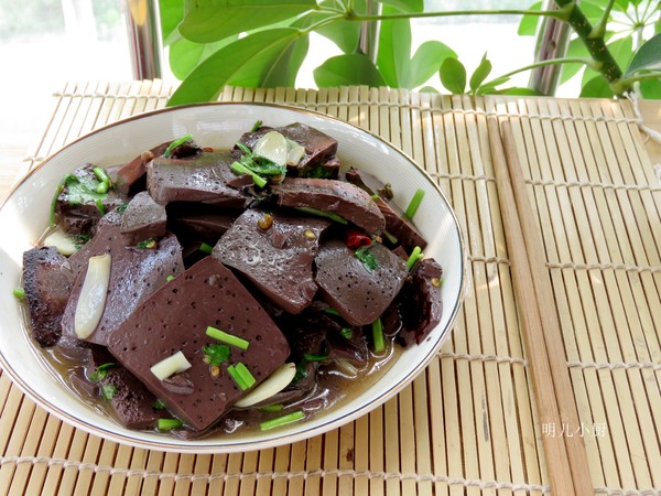 家常炒羊血的做法-家常味炒菜譜