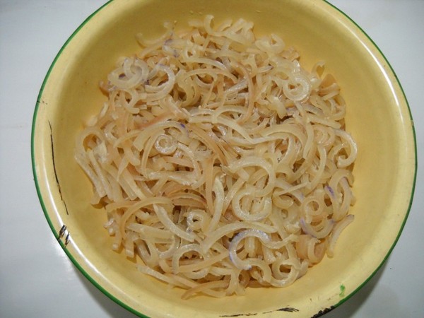 Q彈養顏肉皮凍的做法-家常味煮菜譜-易網健康養生網 Q彈養顏肉皮凍的做法-家常味煮菜譜