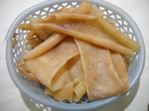 Q彈養顏肉皮凍的做法-家常味煮菜譜-易網健康養生網 Q彈養顏肉皮凍的做法-家常味煮菜譜