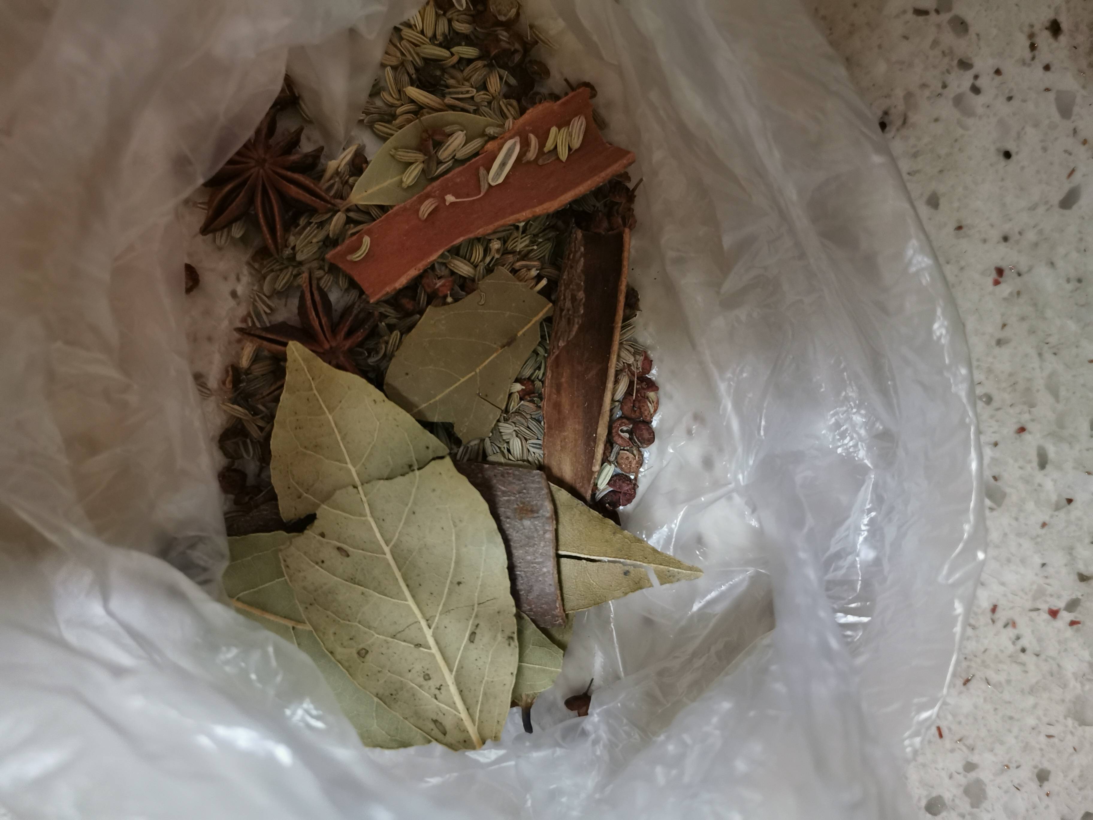 燉羊蝎子的做法-五香味燉菜譜