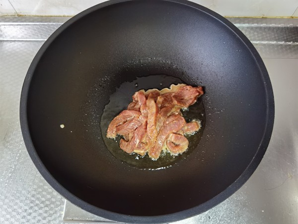 紅紅火火青紅椒小炒牛肉的做法-咸鮮味炒菜譜