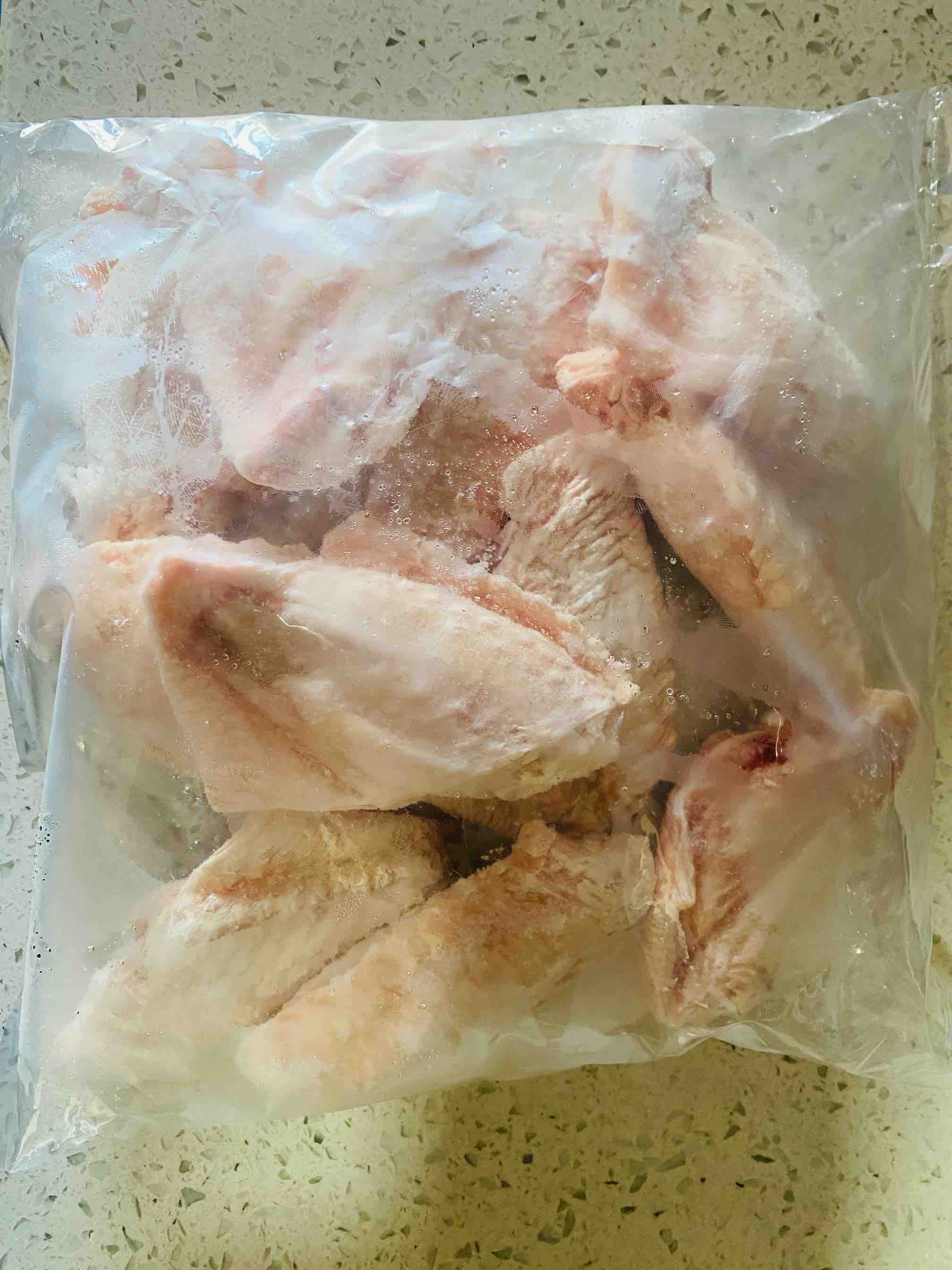 秘制烤雞翅的做法-椒麻味烤菜譜