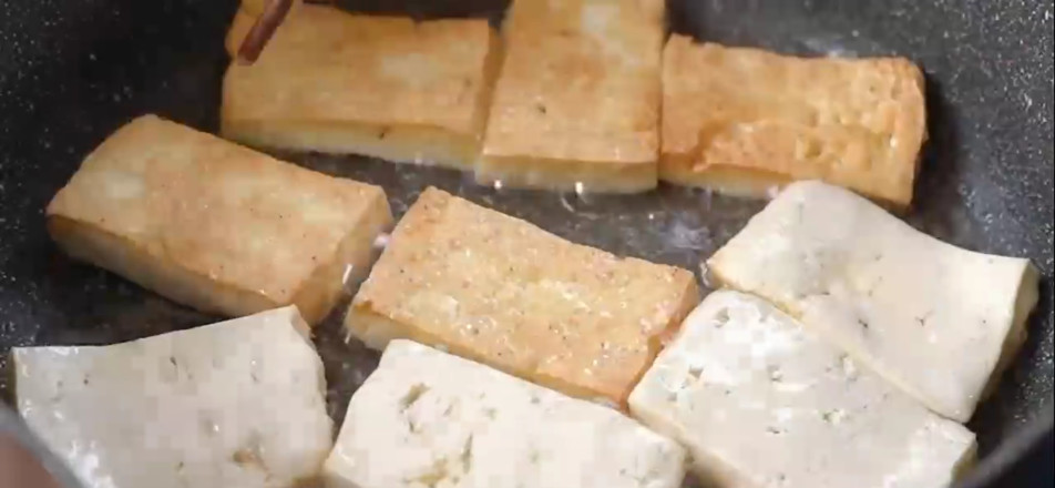 茄子豆腐煲的做法-茄汁味煲菜譜