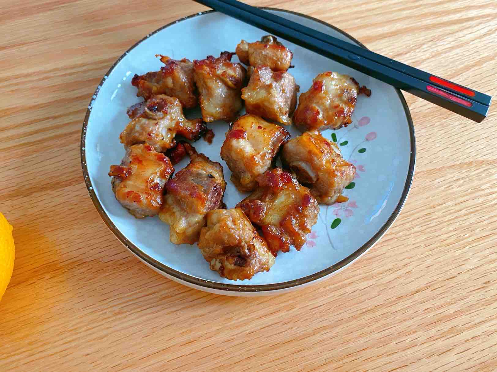 蒜香骨(少油版)的做法-咸鮮味煎菜譜-易網健康養生網 蒜香骨(少油版)的做法-咸鮮味煎菜譜