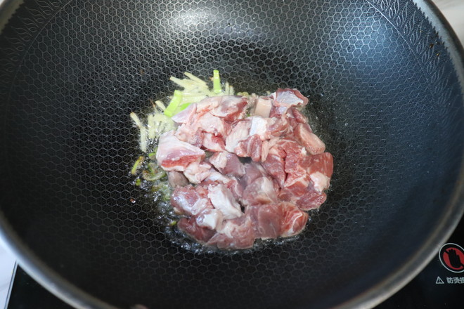 彩椒炒肉的做法-家常味炒菜譜