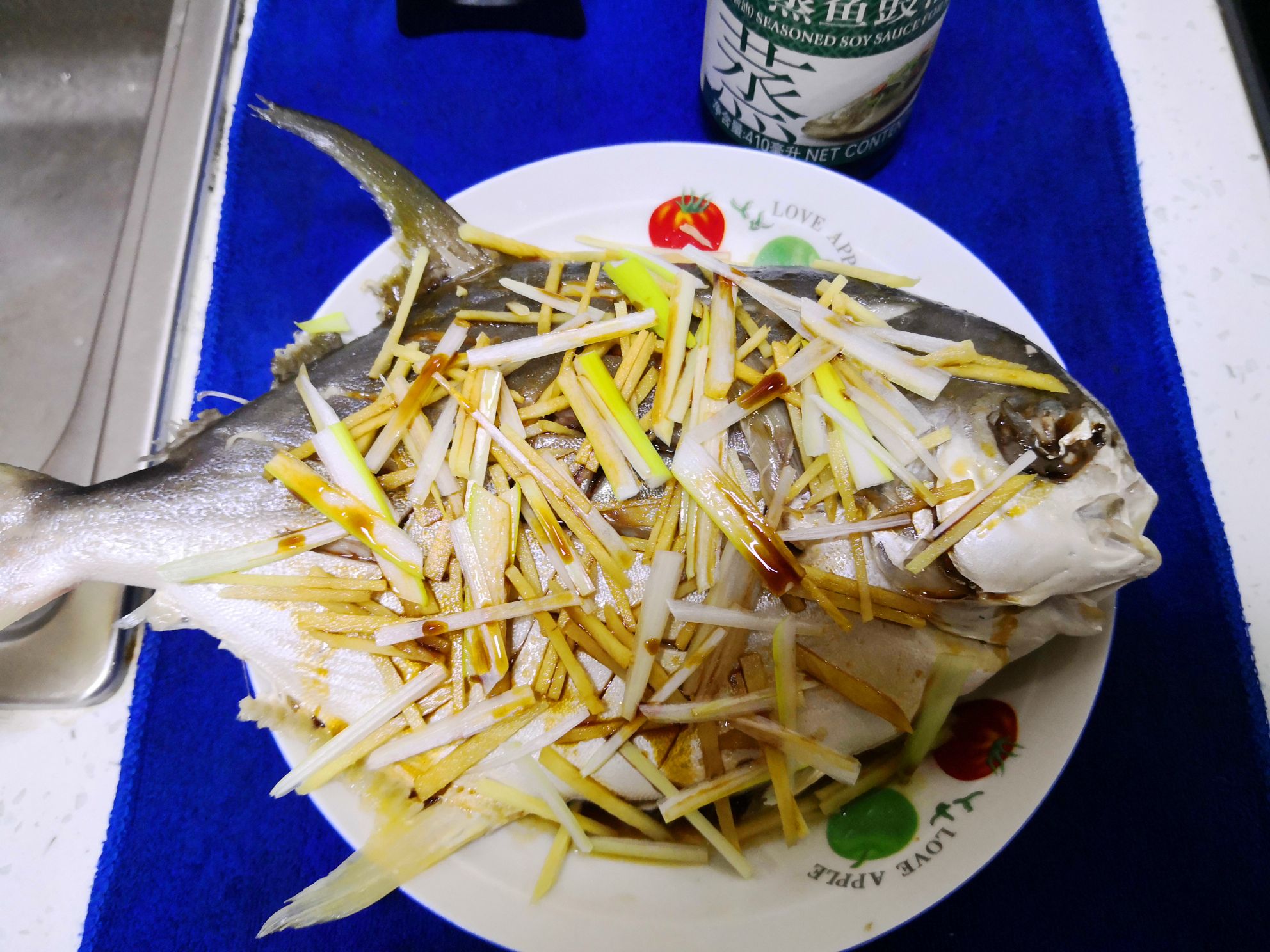 清蒸金鯧魚的做法-咸鮮味蒸菜譜