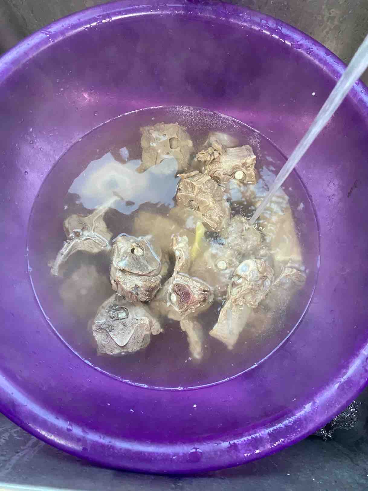 羊骨肉鍋仔的做法-麻辣味燉菜譜