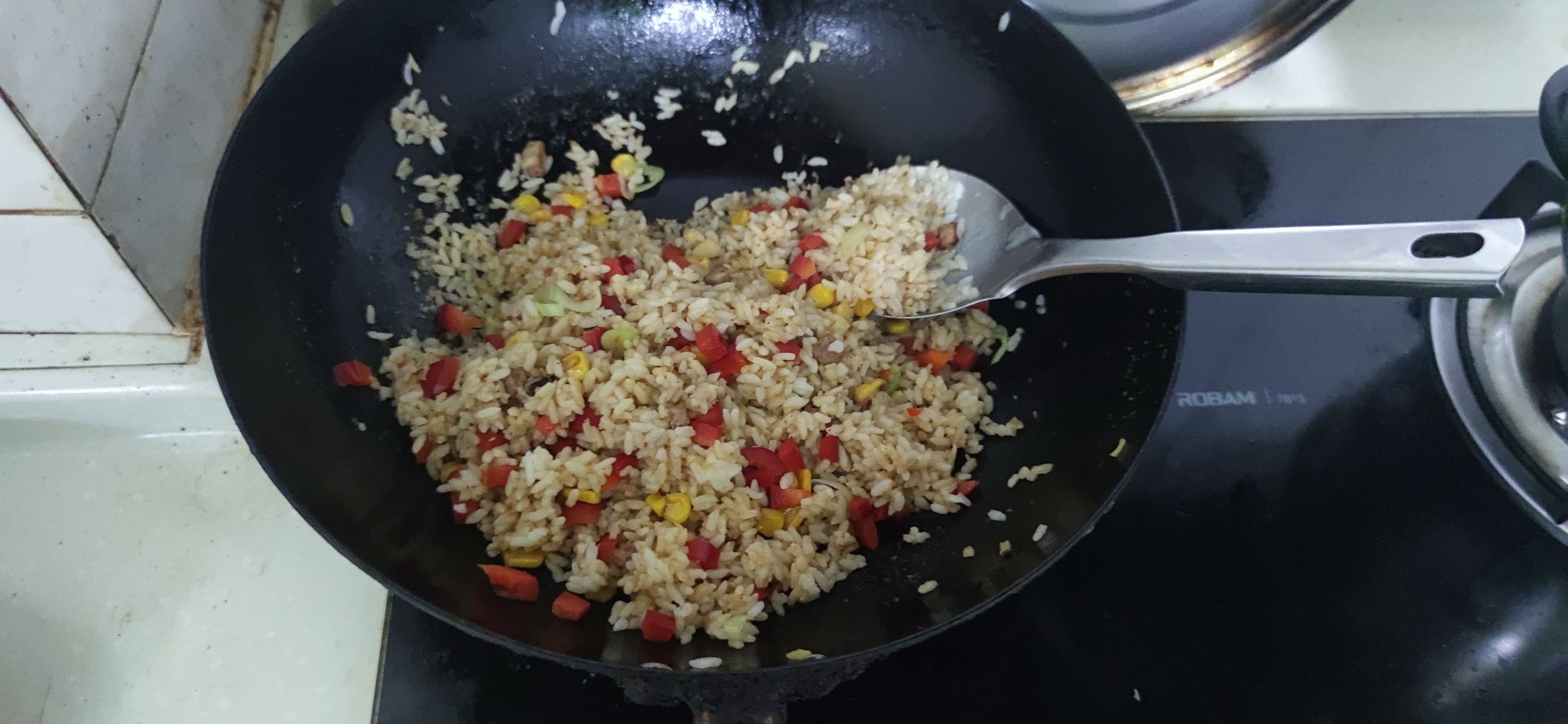 鵝肝炒飯的做法-家常味炒菜譜