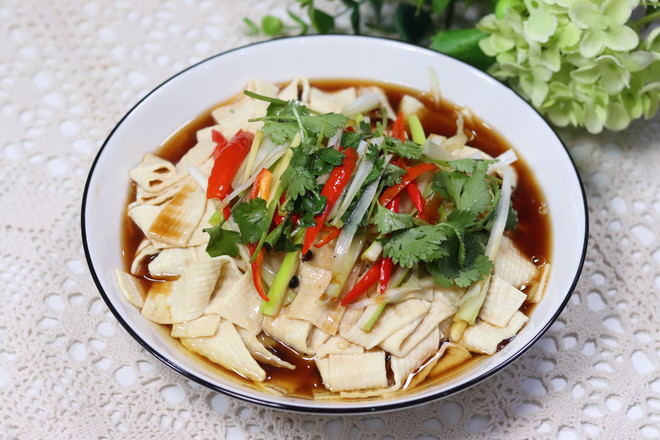 沖油豆腐皮的做法-家常味煮菜譜