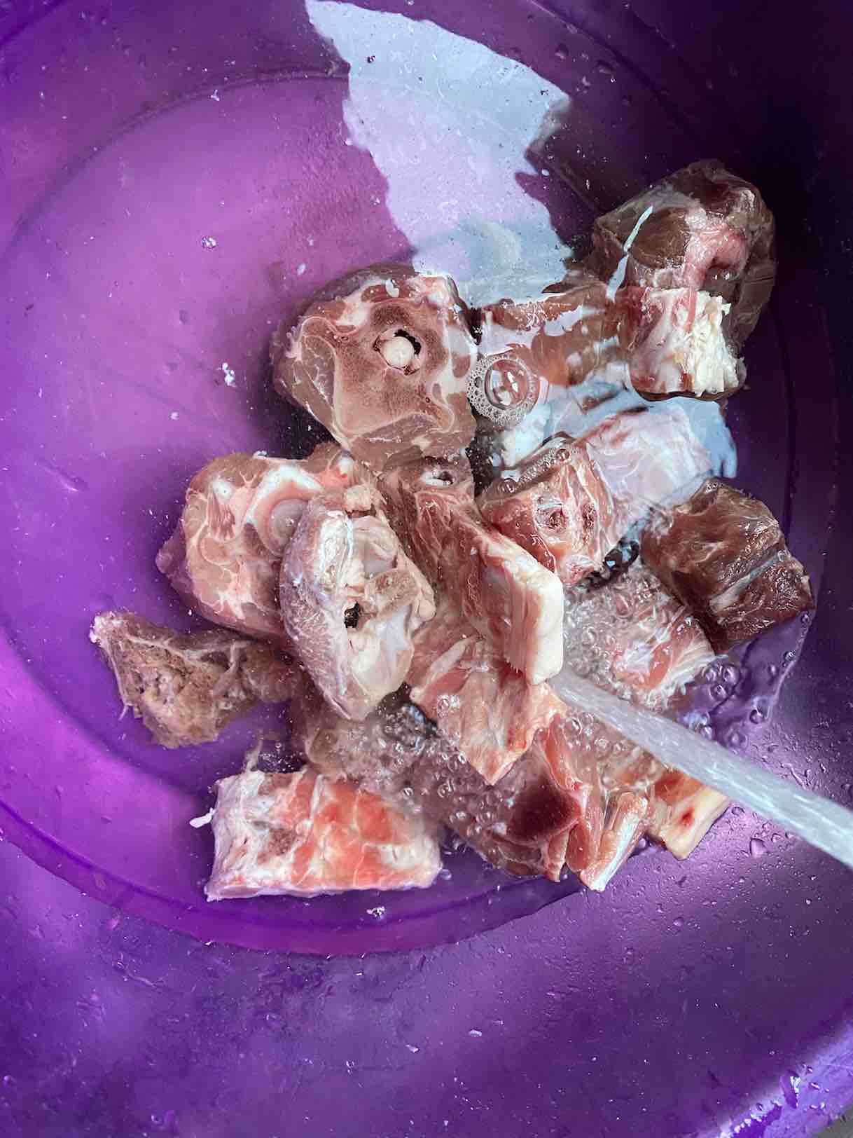 羊骨肉鍋仔的做法-麻辣味燉菜譜