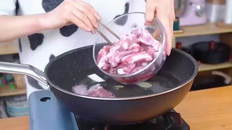 糖醋排骨的做法-酸甜味燜菜譜