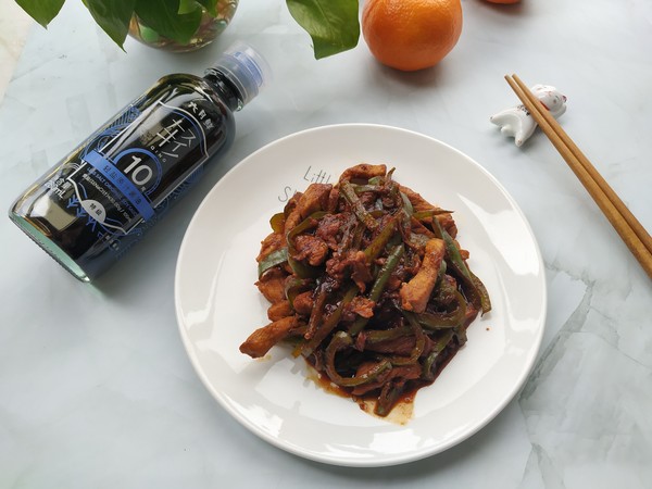 肉質酥嫩的秘訣在此，快手家常菜——酥嫩小炒肉的做法-咸鮮味炒菜譜