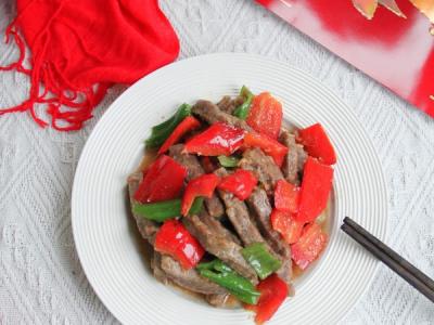 紅紅火火青紅椒小炒牛肉的做法-咸鮮味炒菜譜
