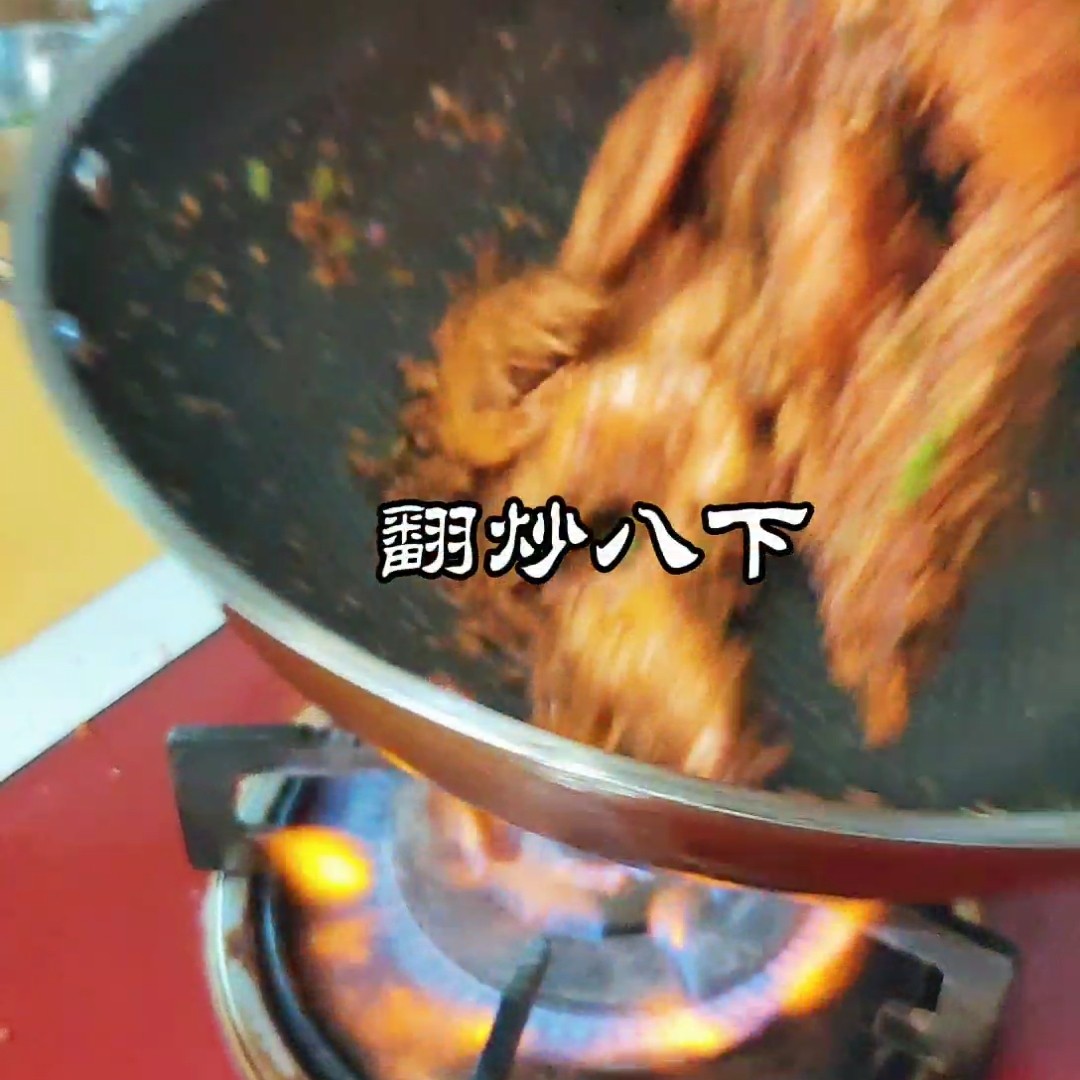 香港地道美食~避風塘炒蝦的做法-香辣味炒菜譜