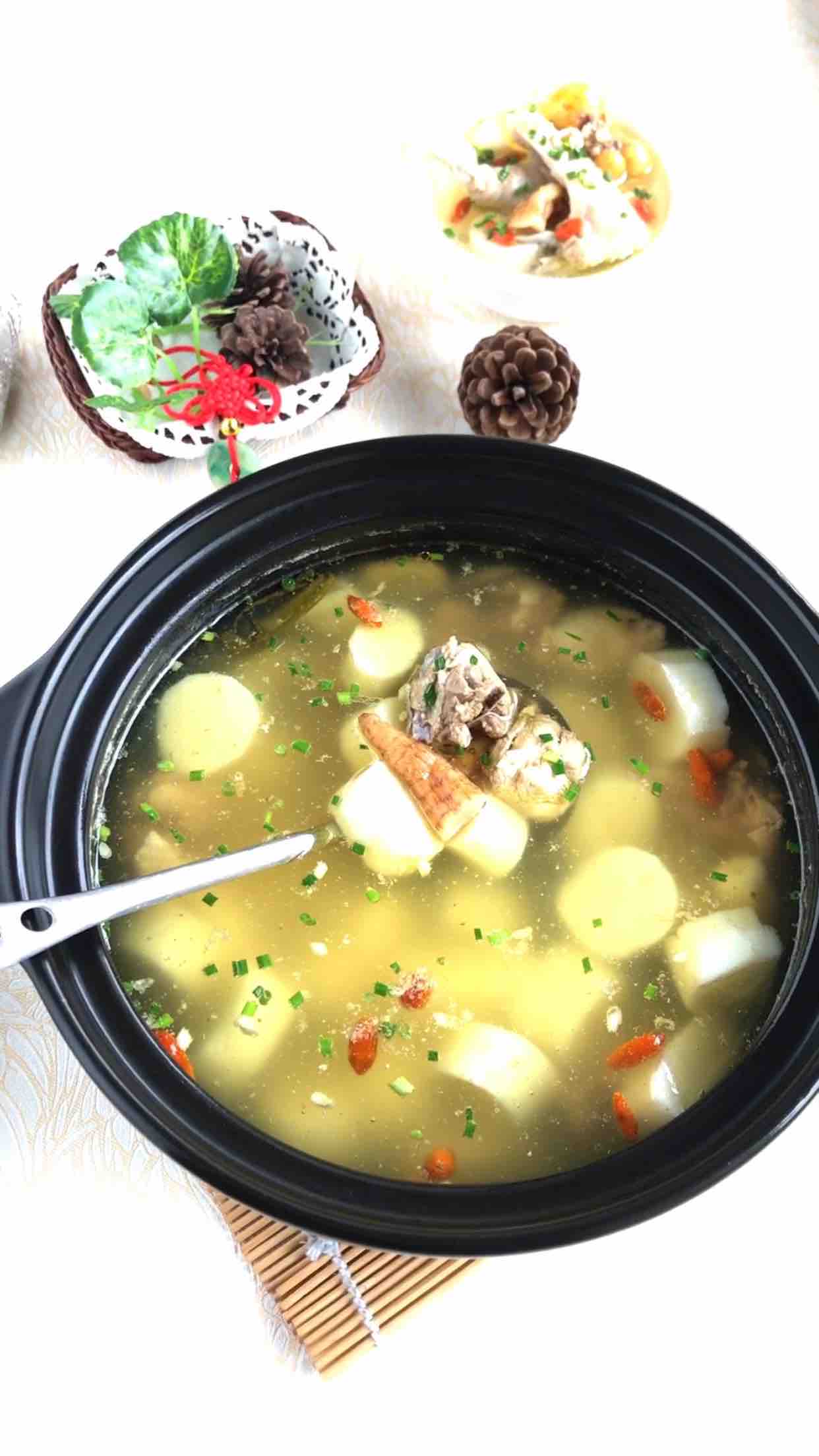 山藥天麻燉柴雞的做法-家常味燉菜譜