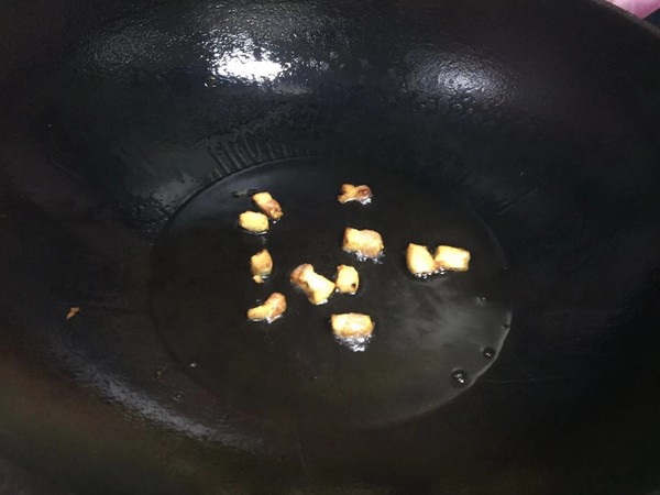 雪菜肉丁手搟面的做法-咸鮮味煮菜譜