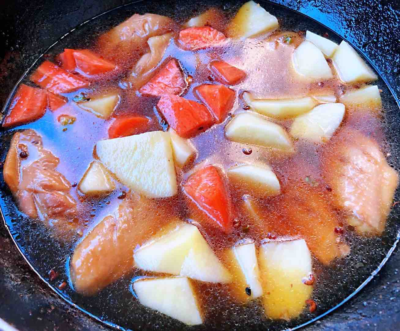 土豆胡蘿卜燉雞翅的做法-咸鮮味燉菜譜-易網(wǎng)健康養(yǎng)生網(wǎng) 土豆胡蘿卜燉雞翅的做法-咸鮮味燉菜譜