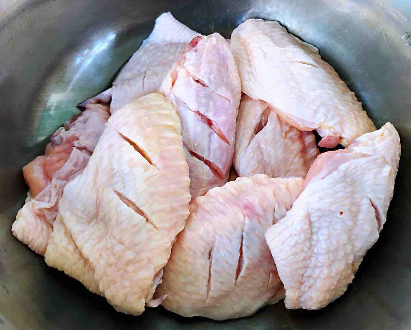 土豆胡蘿卜燉雞翅的做法-咸鮮味燉菜譜-易網(wǎng)健康養(yǎng)生網(wǎng) 土豆胡蘿卜燉雞翅的做法-咸鮮味燉菜譜