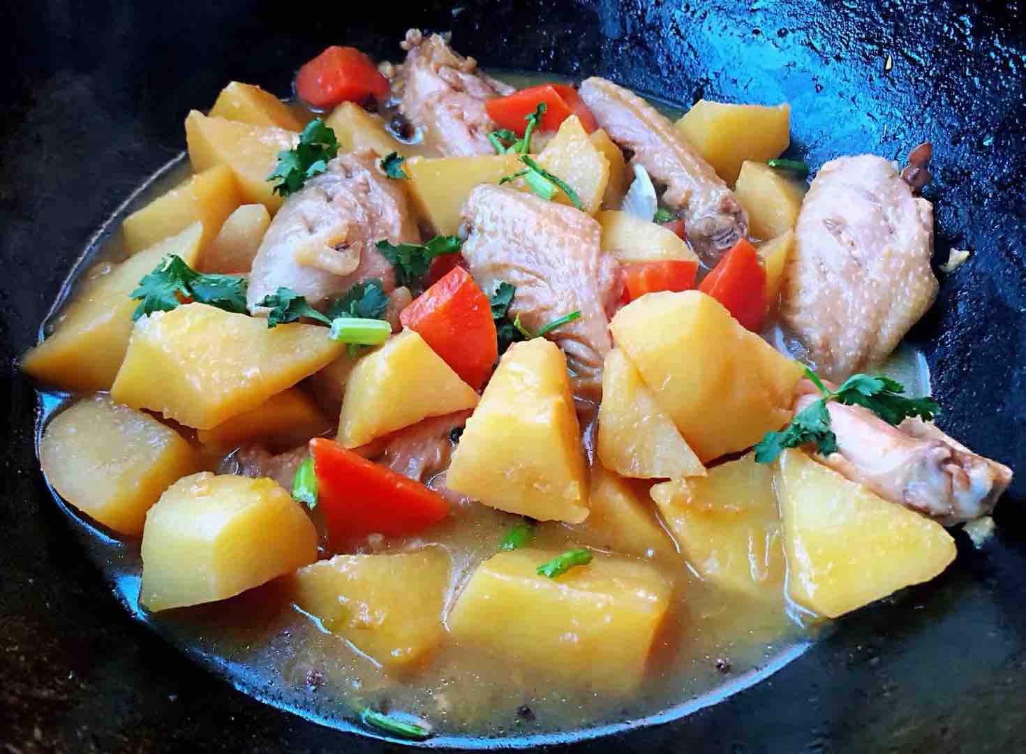 土豆胡蘿卜燉雞翅的做法-咸鮮味燉菜譜-易網(wǎng)健康養(yǎng)生網(wǎng) 土豆胡蘿卜燉雞翅的做法-咸鮮味燉菜譜