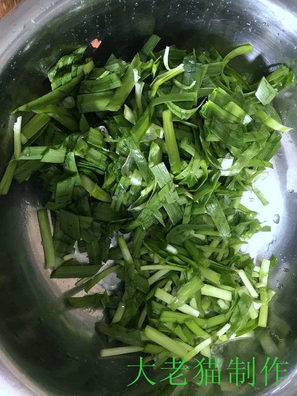 韭菜炒魷魚花的做法-咸鮮味炒菜譜