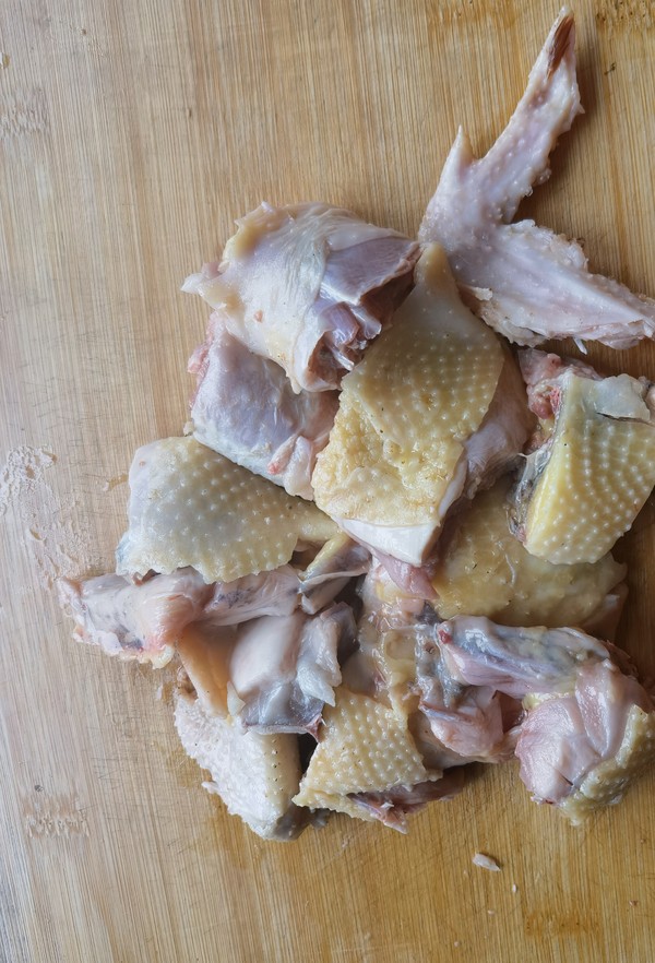 椰子水燉雞湯的做法-果味燉菜譜