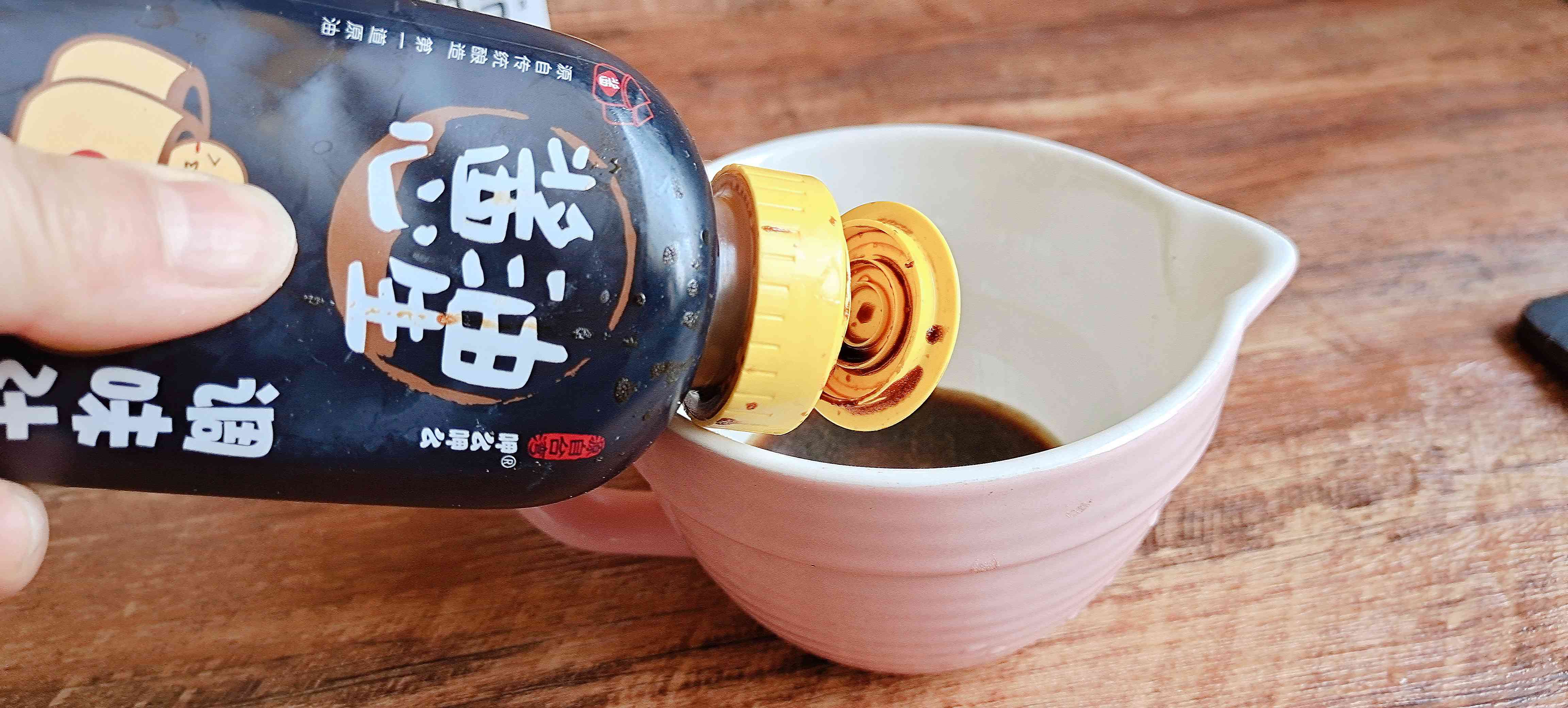 這樣做蘑菇，咸香美味好吃不停口…蠔油蘑菇煲的做法-咸鮮味煲菜譜