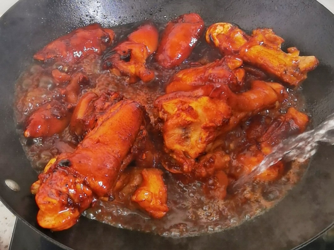 腐乳豬蹄-滿滿的膠原蛋白，軟糯不油膩，入口即化的做法-咸鮮味燉菜譜