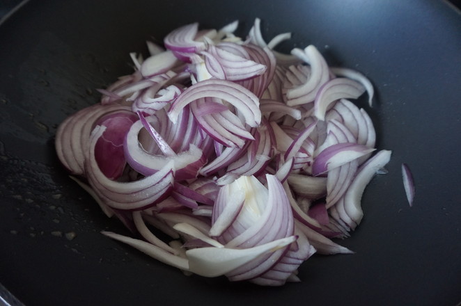 洋蔥木耳炒肉絲的做法-家常味炒菜譜