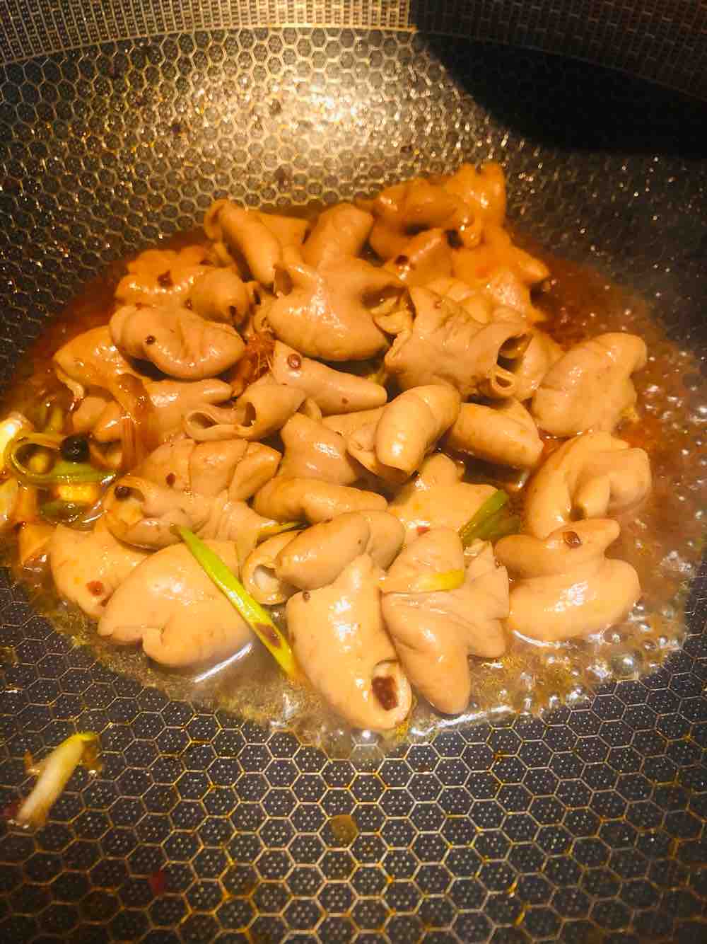 爆炒豬大腸的做法-香辣味炒菜譜